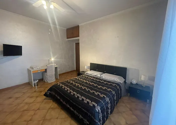 Eternal Apartment Rom